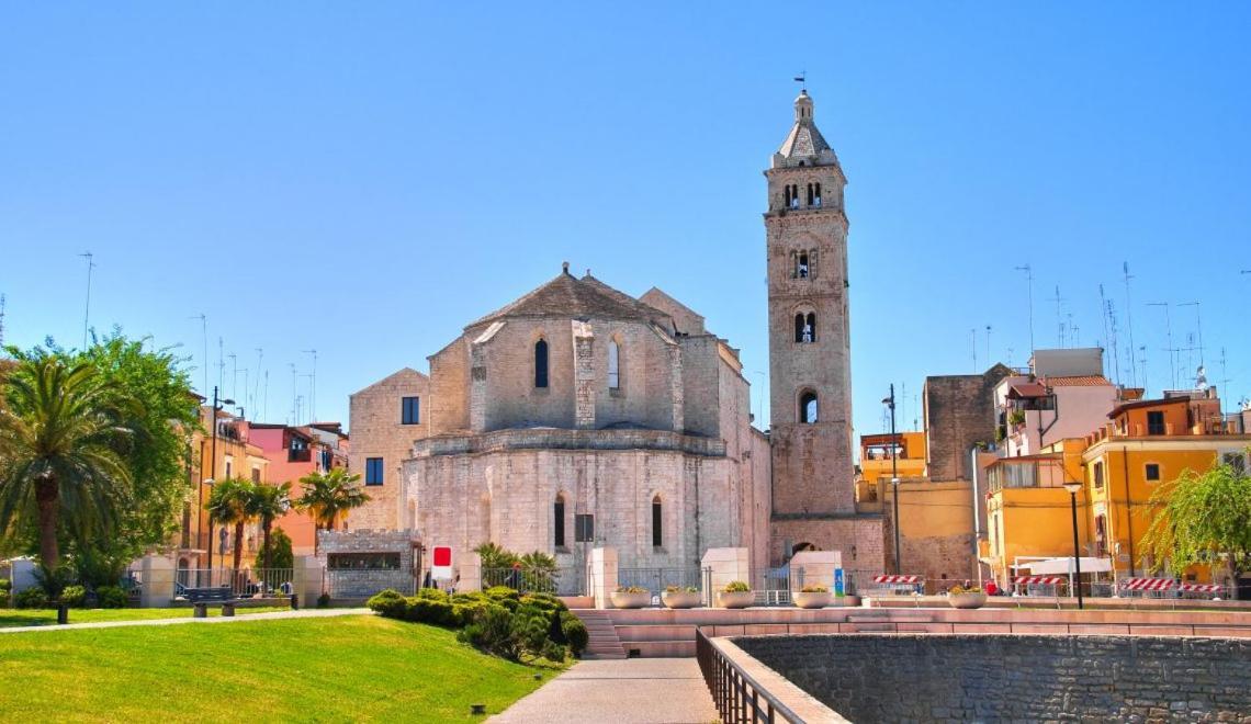 Centro Storico Redmood House A 5 Min Dal Mare, Wi-fi, A/c E Netflix