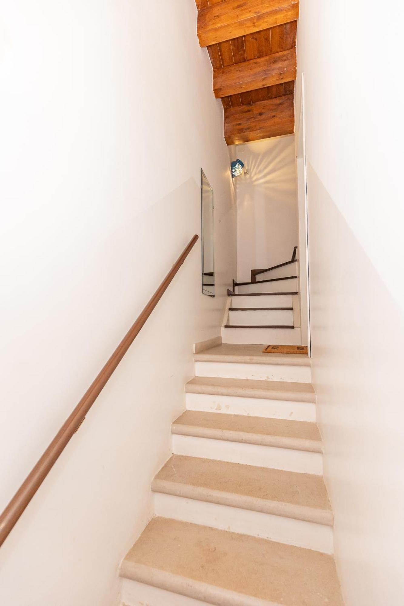 Centro Storico Redmood House A 5 Min Dal Mare, Wi-fi, A/c E Netflix